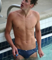 Speedos 25 558e88e8d36da.jpg