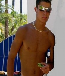Cristiano Ronaldo I - Hottes guy on earth 578a848c8f758.jpg
