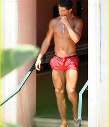 Cristiano Ronaldo I - Hottes guy on earth 578a84ad8a367.jpg