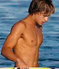 Various Cute Guys 52c43f59cc41a.jpg