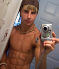cute boys hot body 52b9d884398ab.jpg