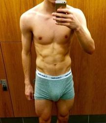 Aaron Moody 57e29410cd39c.jpg