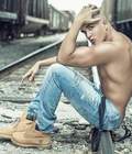 cute boys riding the rails 01 574520ec18b33.jpg