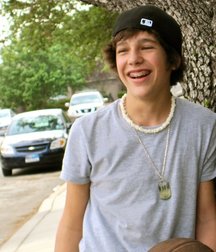 braces and vampire k-9's 02 574c38ea7f60f.jpg