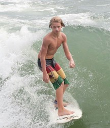 Cute boys surf too 01 59871daea2993.jpg