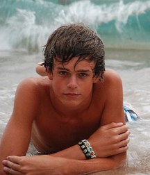 Cute boys surf too 01 59871ddfc274b.jpg
