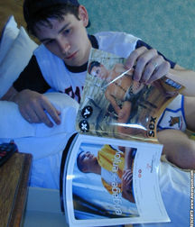 Joey in his underdogs 5acfede9e4573.jpg