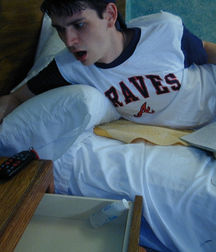 Joey in his underdogs 5acfedf1b697e.jpg