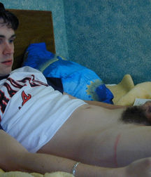 Joey in his underdogs 5acfedfb4af34.jpg
