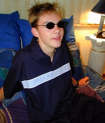 Messy Marc 5acfeee780abc.jpg