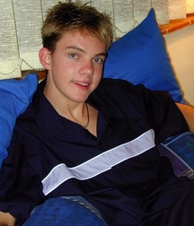 Messy Marc 5acfeeed151b4.jpg