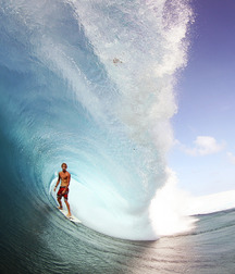 cute surfers in the pipe 5b907967d64c1.jpg