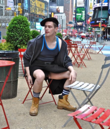 Wearing a kilt in NYC. Public exposure 57cc99ca3ddd8.png