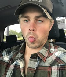 Sexy Blonde Easton Mitchel 5de540769bcae.jpg