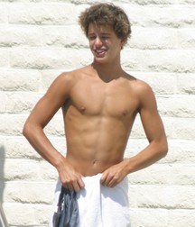 That cute speedo teen boy 02 5df589570e9ec.jpg