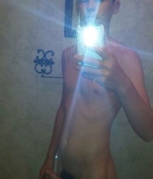 15 MIX twink smooth shaved bed pool  5e814209814eb.jpg