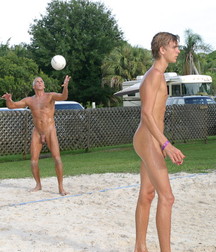 Twinks 02 5e8fbda969733.jpg
