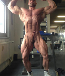 They've got muscles 001 5eeea5502fc61.jpg