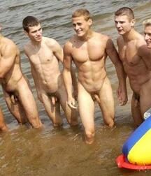 I'm on a raft soaking in the sun boys porn 5f02392e742d1.jpg