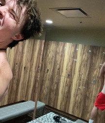 Best asses I could find for a Sunday night. 60a856d2c6ef7.jpg
