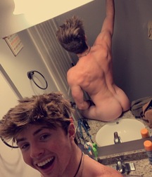 Best asses I could find for a Sunday night. 60a856ea62824.jpg