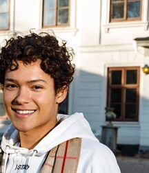 Omar Rudberg of Young Royals Simon 60f3292916a8a.jpg