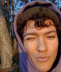 Omar Rudberg of Young Royals Simon 60f3295cf3dbb.jpg