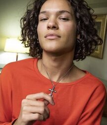Omar Rudberg of Young Royals Simon 60f32a0ac6205.jpg