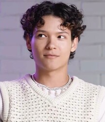 Omar Rudberg of Young Royals Simon 60f32a1d833ac.jpg