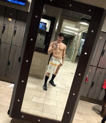Muscle JOCK Tate in the gym and at home 61314ffdf11b1.jpg