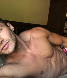 Muscle JOCK Tate in the gym and at home 6131500dc014f.jpg