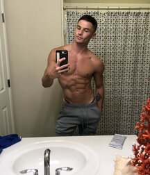Muscle JOCK Tate in the gym and at home 61315027d2a0c.jpg