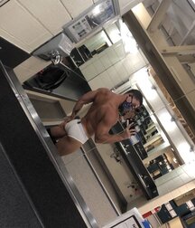 Muscle JOCK Tate in the gym and at home 61315034e5bab.jpg