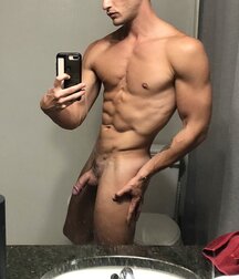 Muscle JOCK Tate in the gym and at home 6131503d0685e.jpg
