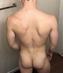 Muscle JOCK Tate in the gym and at home 6131505088732.jpg