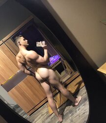 Muscle JOCK Tate in the gym and at home 6131508745215.jpg