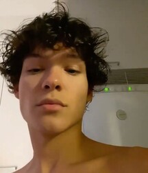 Omar Rudberg Young Royals Yummy 616c78e7cbd23.jpg