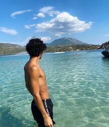 Omar Rudberg Young Royals Yummy 616c78f2cfc5f.jpg