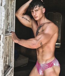 SEXY ASSES GAY PORN BOYS 619ae74344398.jpg