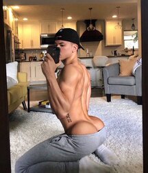 SEXY ASSES GAY PORN BOYS 619ae75fd4404.jpg