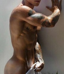 SEXY ASSES GAY PORN BOYS 619ae7ec3413a.jpg