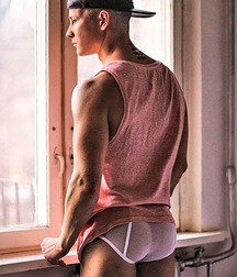 HAPPY HOLIDAY BUTTS TWINK PORN TUBE 61c8b9689a5a9.jpg