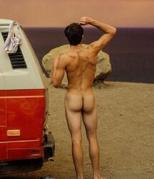 HAPPY HOLIDAY BUTTS TWINK PORN TUBE 61c8b9d226365.jpg