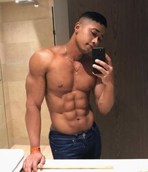 Roy Royal muscle Latino  Boys Porn 62103ea26c871.jpg