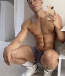 Roy Royal muscle Latino  Boys Porn 62103eb615c08.jpg