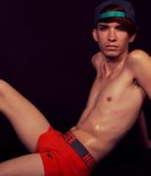 PhotoShoot 58aba0f46ca13.jpg