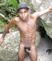 Latino02 594c9b2ba74dc.jpg