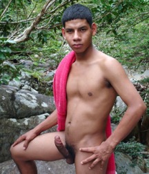 AmaBoyz03 598e4d7393e7f.jpg