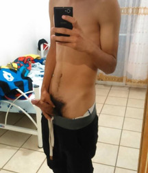 Selfies01 59963dfc0b200.jpg