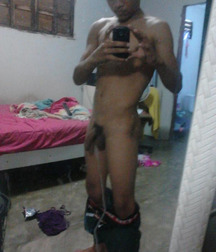 Selfies02 59963f3a8da00.jpg